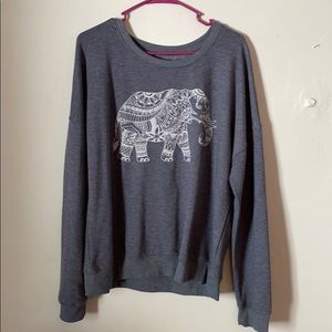 Crew neck sweater with elephant, tapestry design